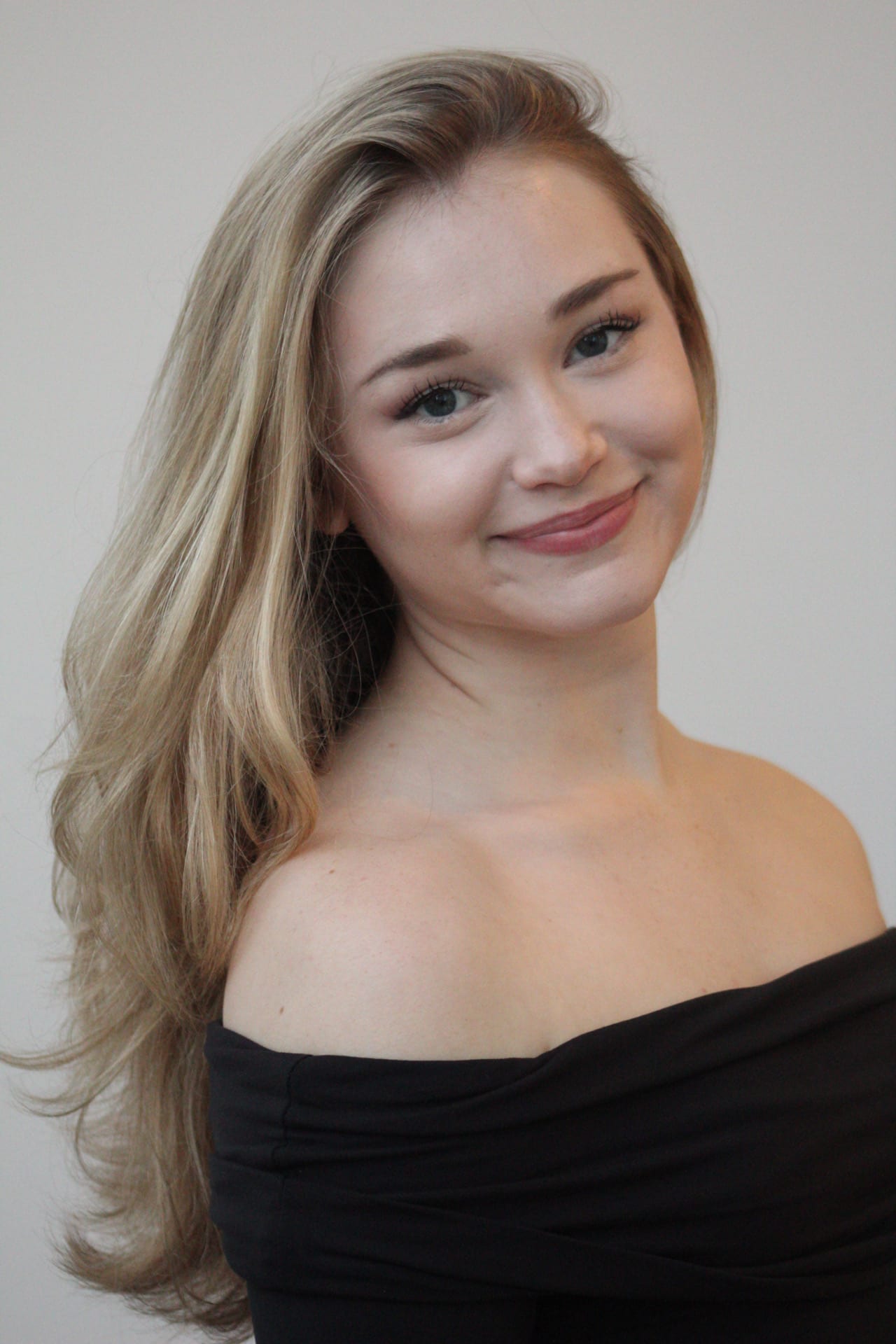 Color portrait of Ellie Kathryn Crawford